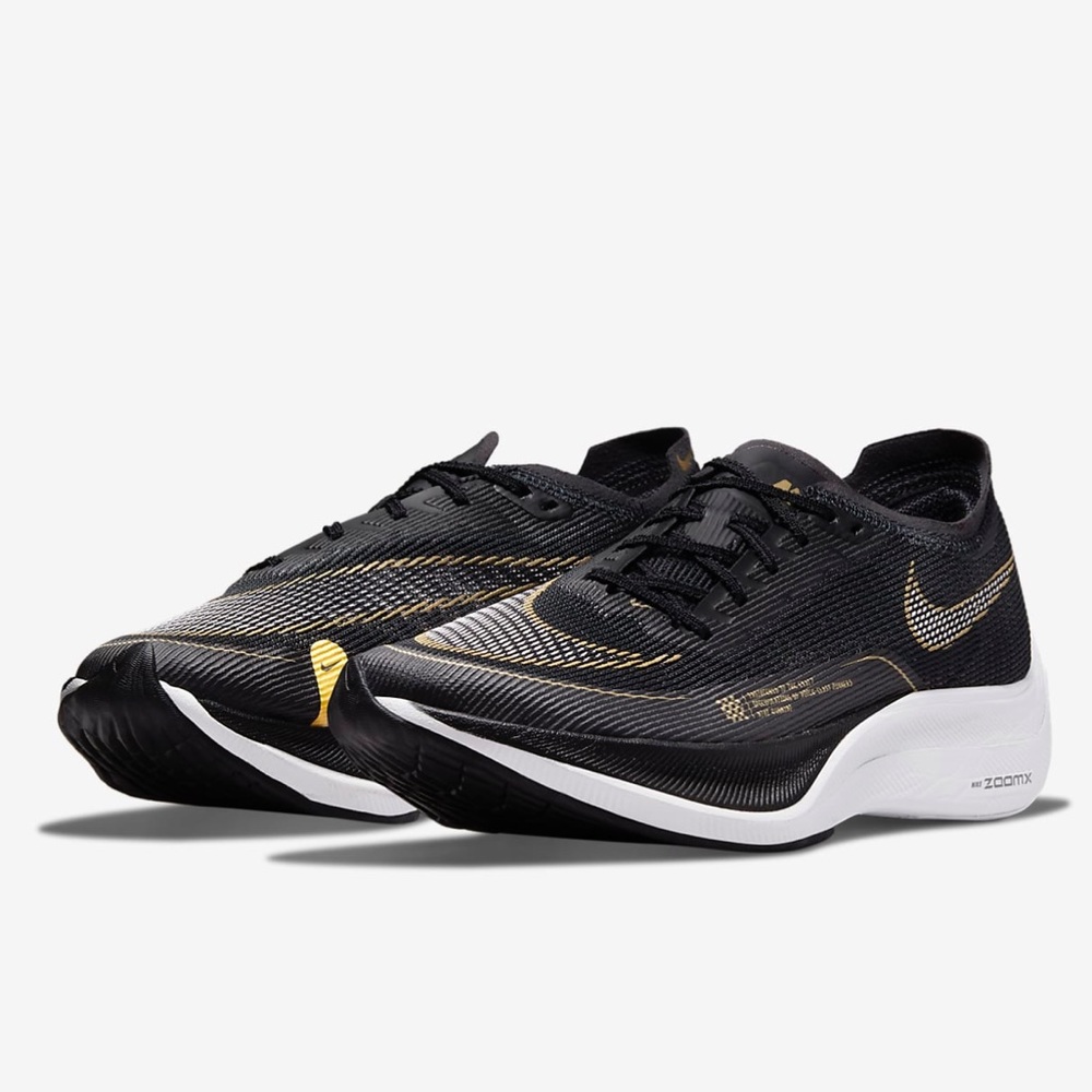 NIKE🔴Zoomx VAPORFLY Next% 2  Run women size 8 white/black/metallic gold $250